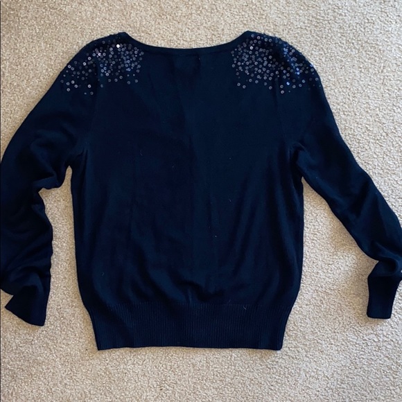 Black button up sweater by ELLE (AB) - Picture 6 of 9